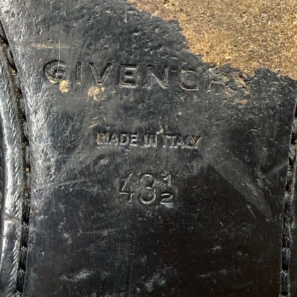 GIVENCHY Moc‎ Toe Loafers Mens EU 43.5 US 10.5 Black Pebble Leather Dress Shoes